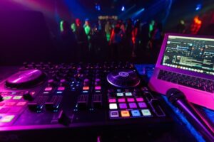 College Spring Break DJ Setup Party Image